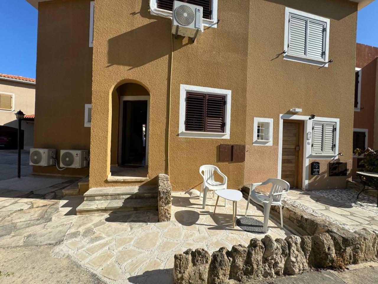 Eden Gardens Villa Paphos Exterior foto