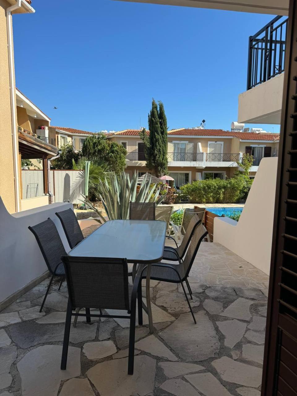 Eden Gardens Villa Paphos Exterior foto