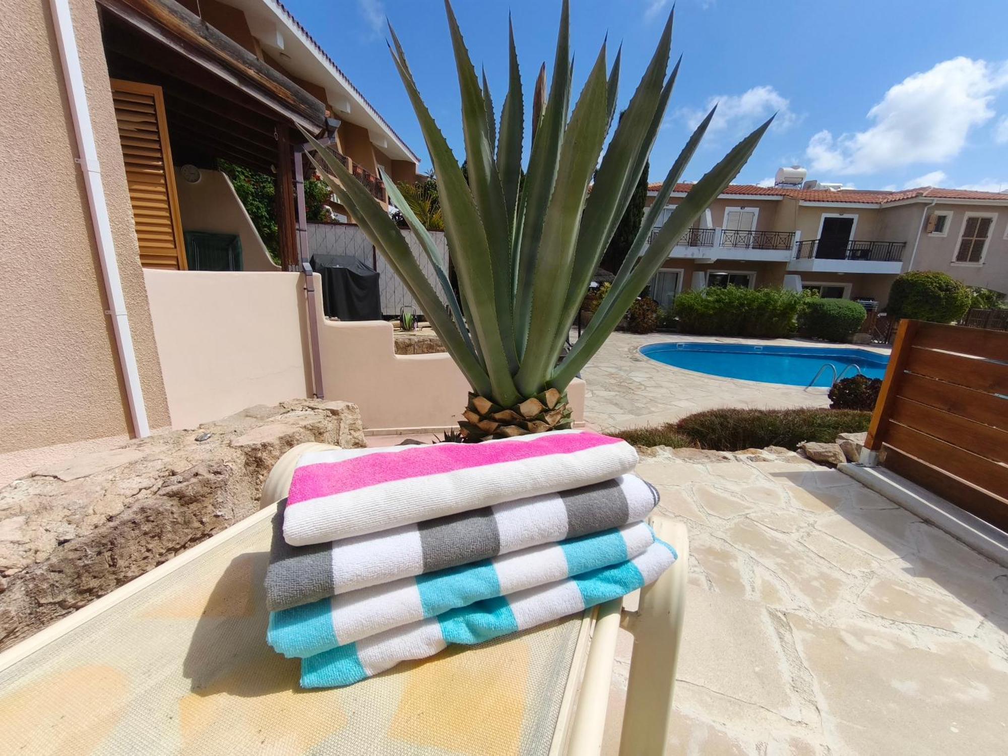 Eden Gardens Villa Paphos Exterior foto
