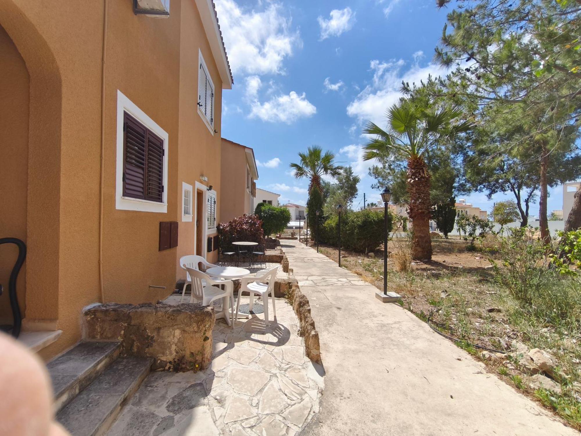 Eden Gardens Villa Paphos Exterior foto